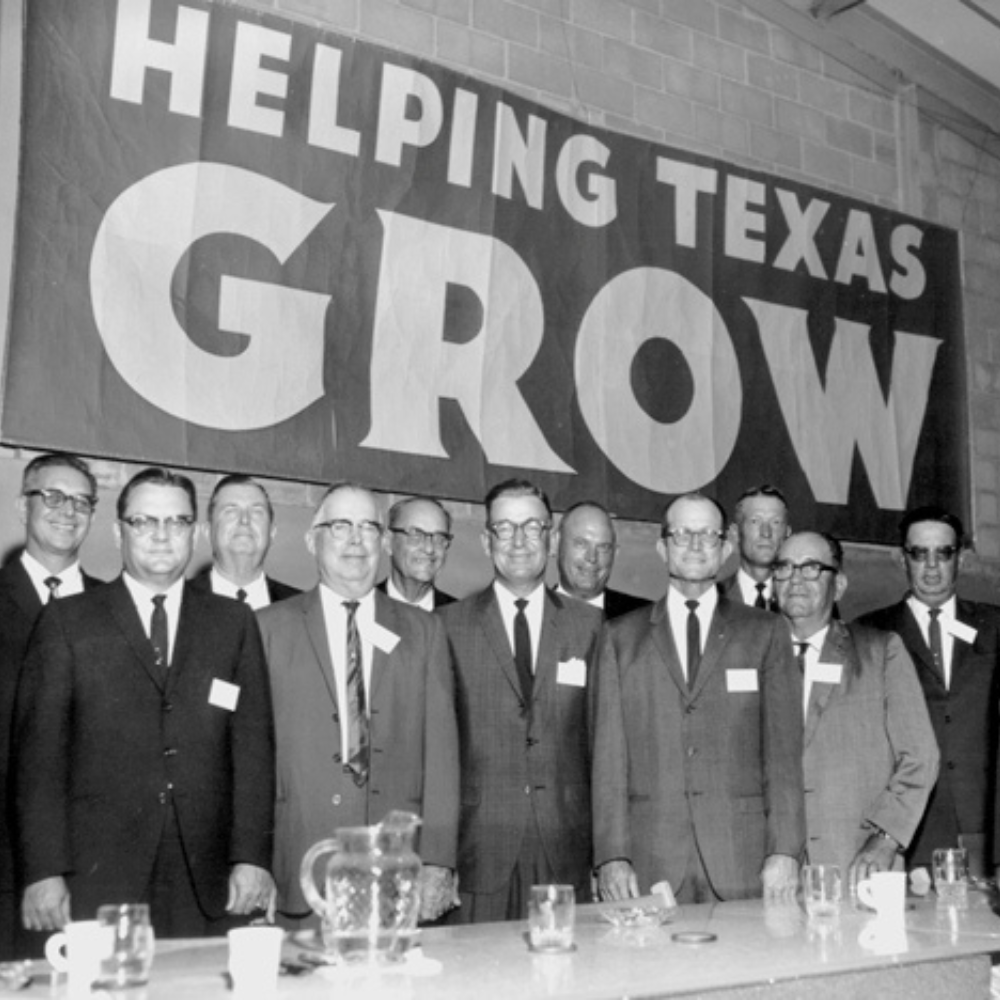 historical photo from one of the original MEC annual meetings